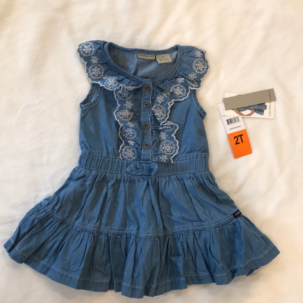 Ruffled denim dress 2T